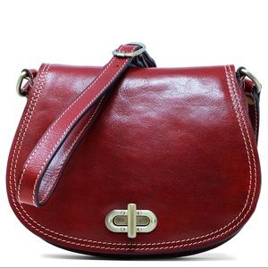 Floto Firenze Saddle Full Grain Leather Crossbody Bag in Tuscan Red
